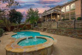 Illuminous Home Private Pool 4 min Walk to Lake